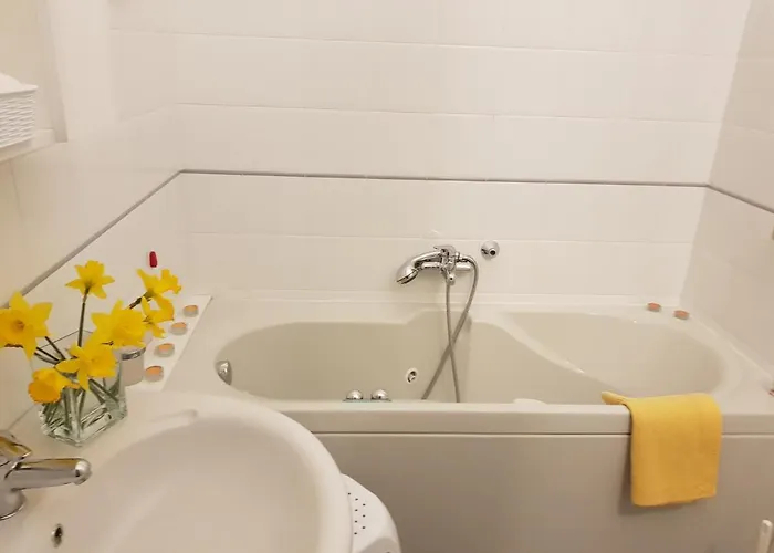 Nocleg ze śniadaniem La Casa Del Casale 4*