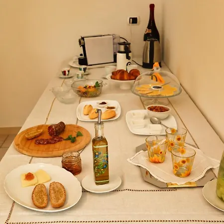 La Casa Del Casale Bed & Breakfast 4*